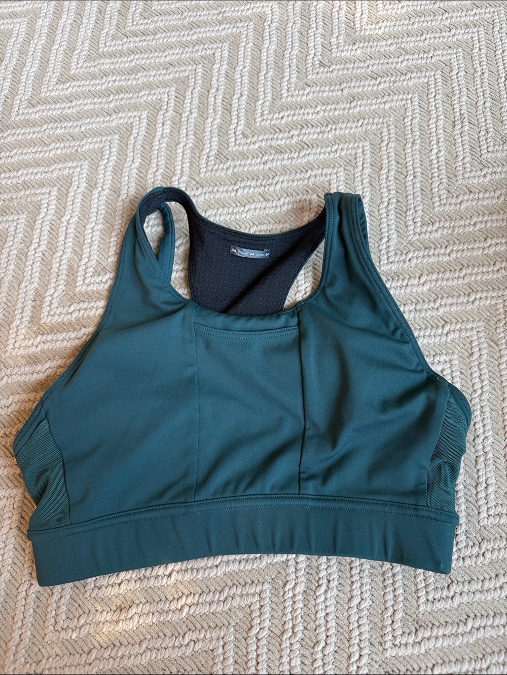 Oiselle size 4 sports bra